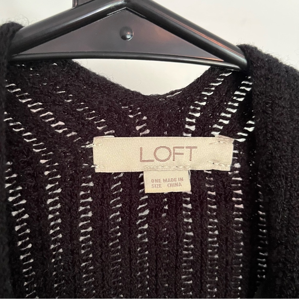 LOFT Tasseled Shawl - Picture 2 of 3